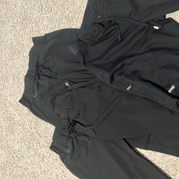 Black Grey’s A Scrubs. See Description for details on type and sizes - Picture 5 of 8